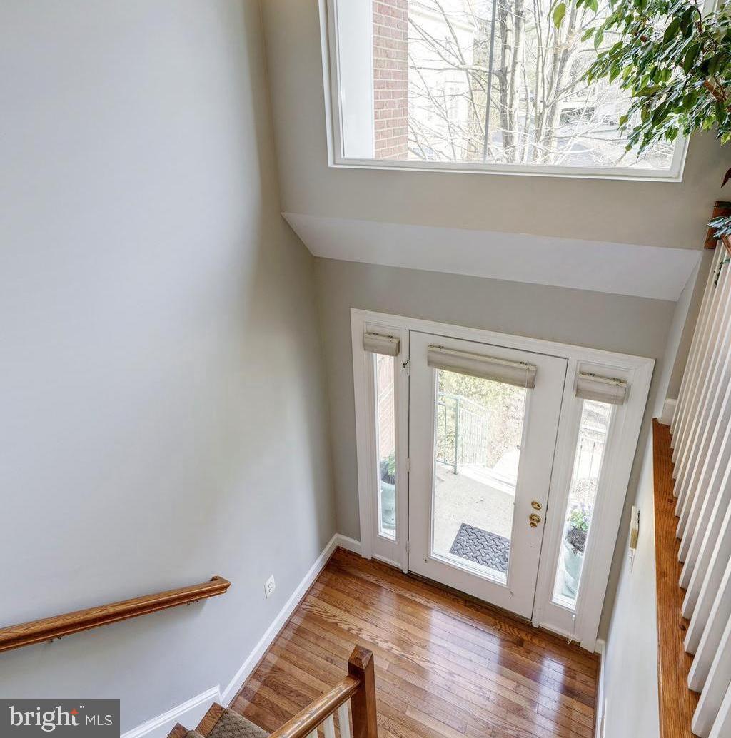 11516 Waterhaven Court Reston, VA 20190 - Photo 3 of 46 Gorgeous Sunny 2 Story Foyer Welcomes You Home