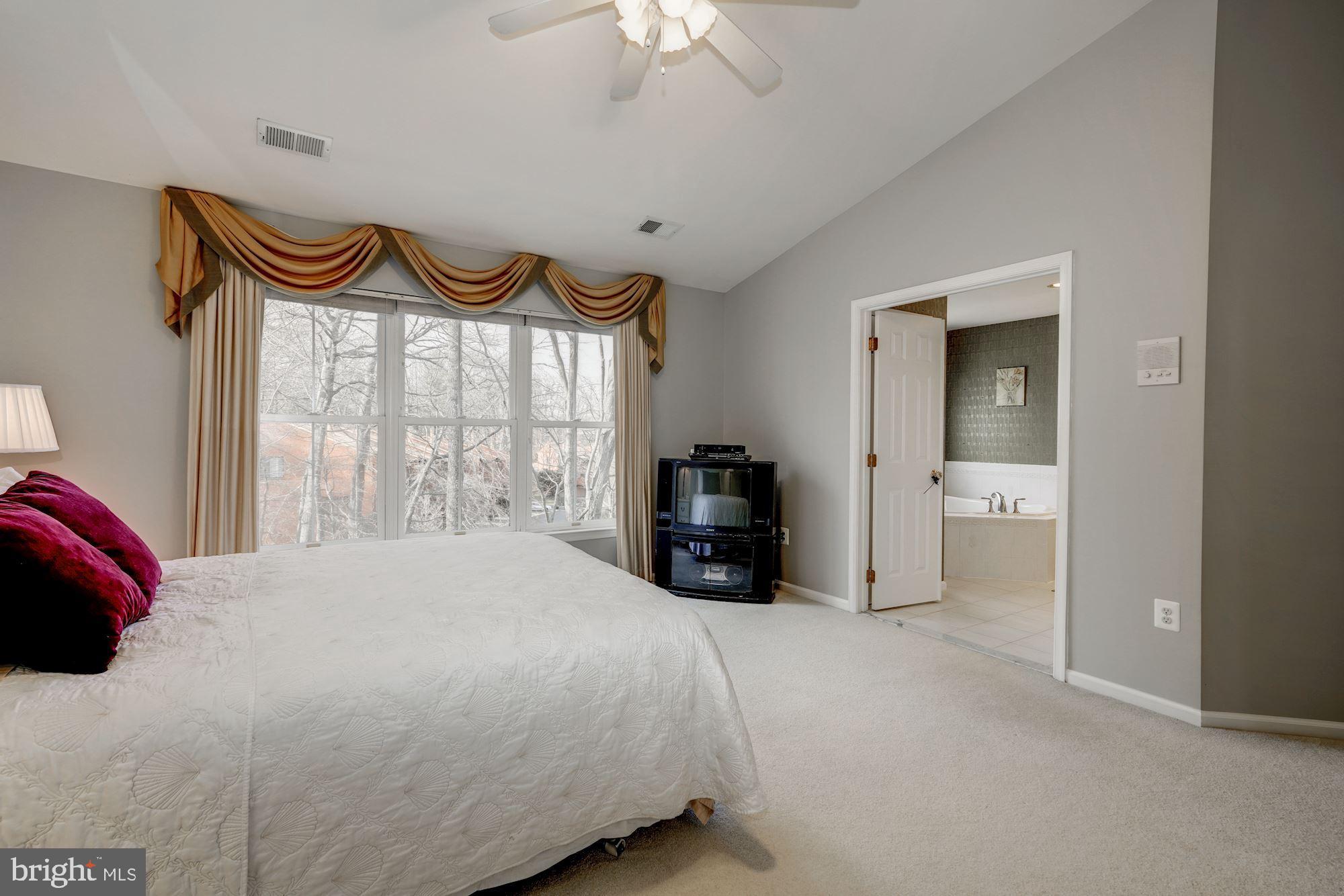 11516 Waterhaven Court Reston, VA 20190 - Photo 21 of 46 Master has a 16ft Walk-In Closet and Spa Bathroom