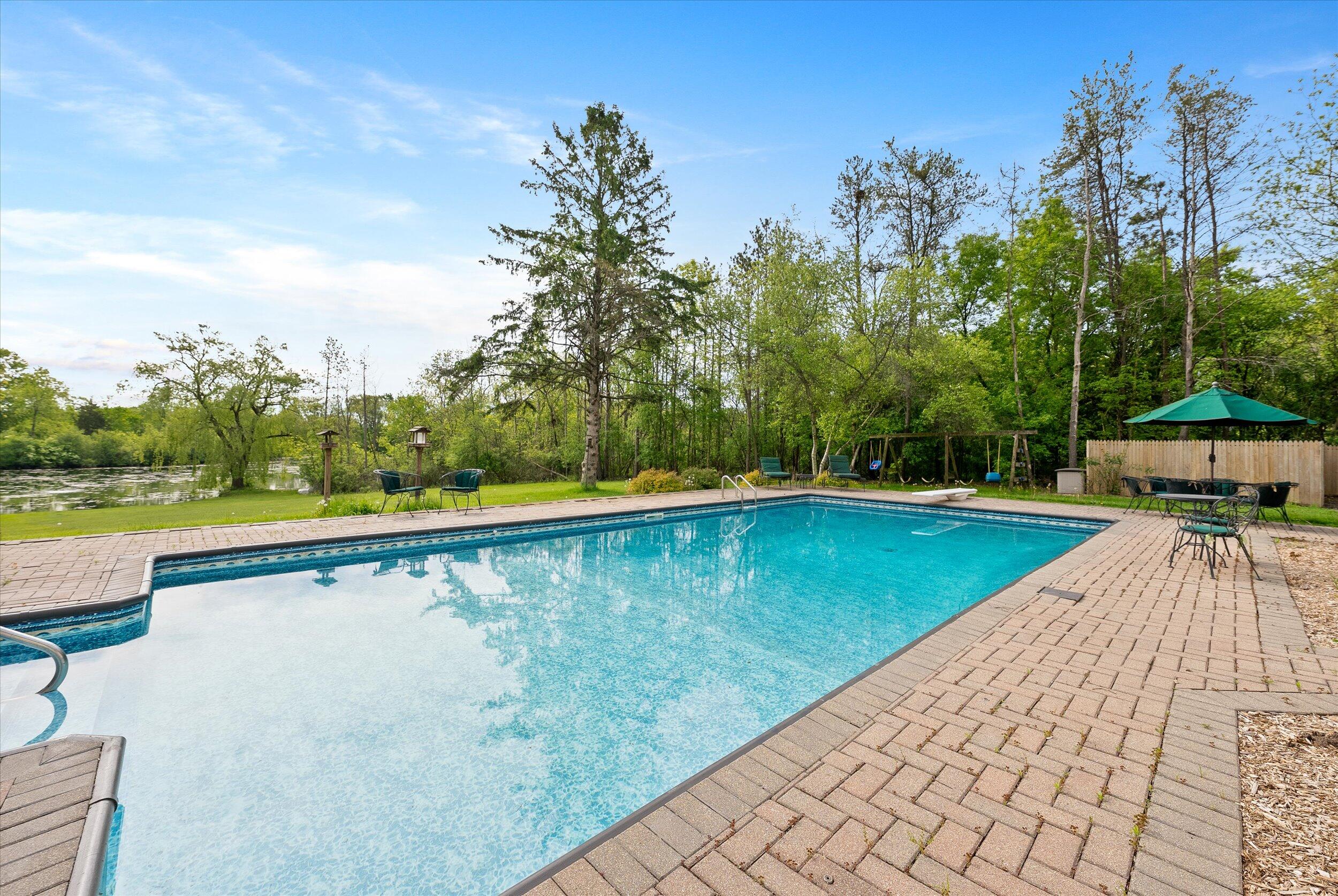 8704 West Bonniwell Road Mequon, WI 53097 - Photo 3 of 58 8704 W Bonniwell Rd. Mequon WI