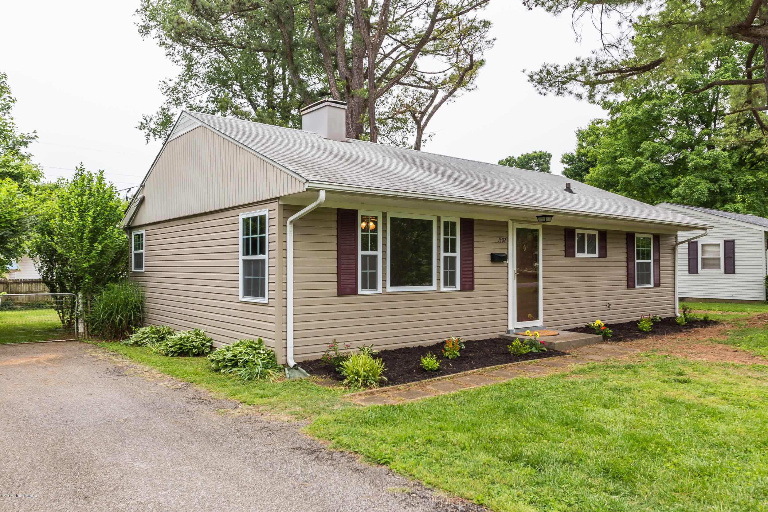 1402 Old Mill Road Lyndon, KY 40242 - Photo 2 of 21 1402 Old Mill Rd-3