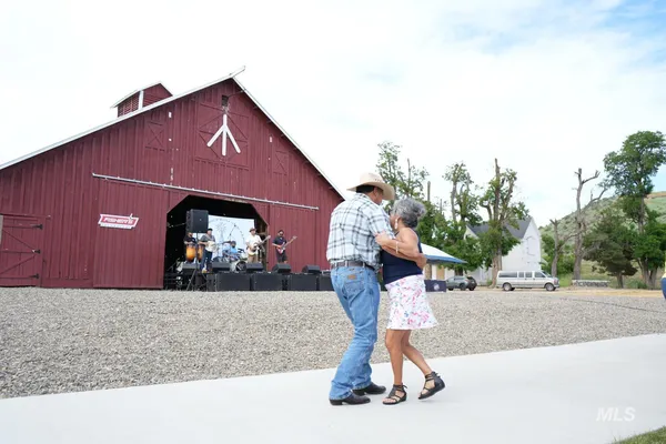 $766,700 | 6721 South Kirsten Way, Unit 927, Eagle, ID 83714