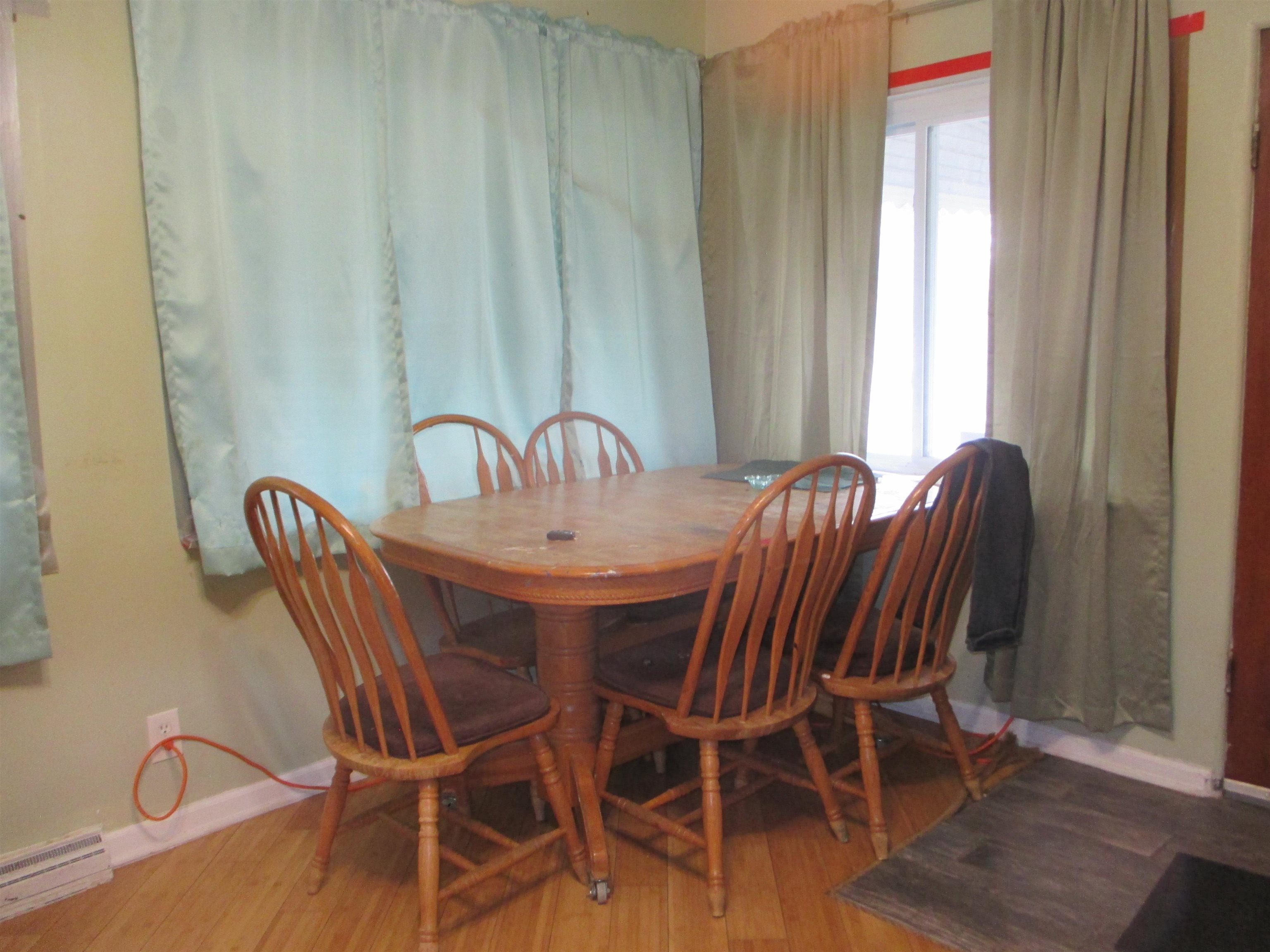 3468 North Linden Road Flint, MI 48504 - Photo 5 of 23 50097328-5.JPG