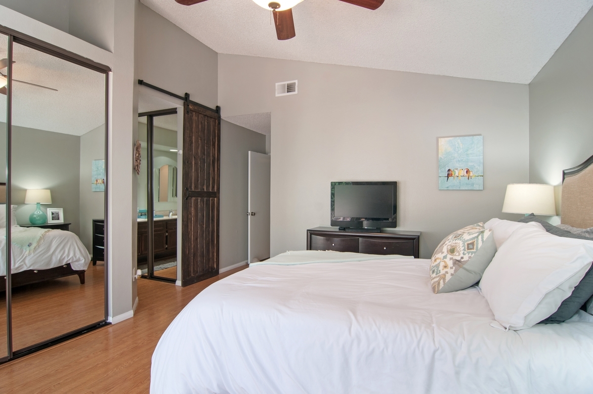 1906 Rue Michelle Chula Vista, CA 91913 - Photo 11 of 25 Gallery Image 11