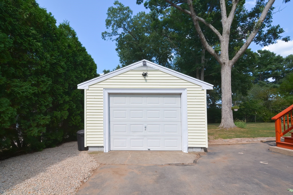 122 Spring Street Millis, MA 02054 - Photo 4 of 33 Gallery Image 4