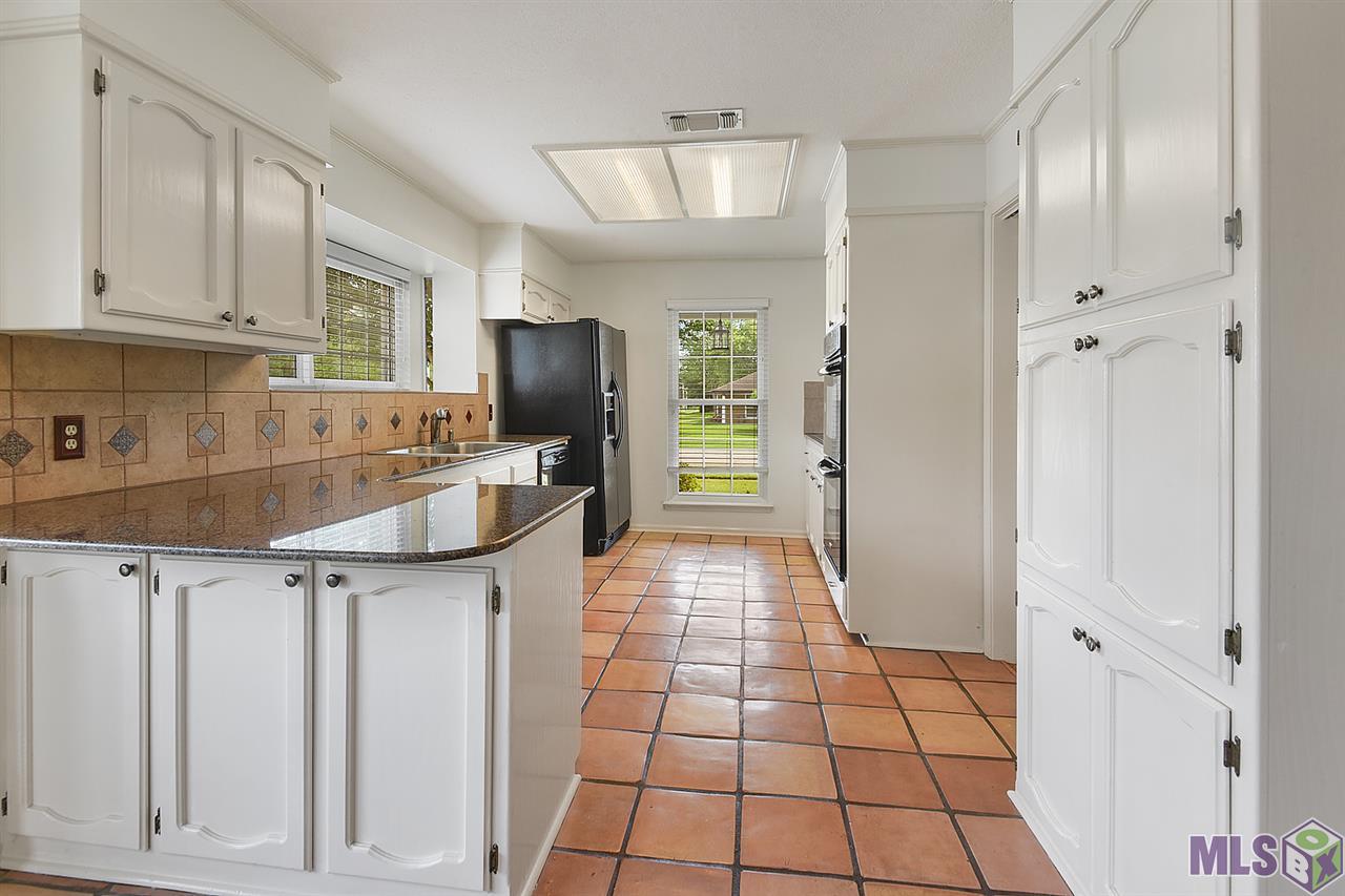 5441 Charing Way Avenue Baton Rouge, LA 70817 - Photo 3 of 15 Gallery Image 3
