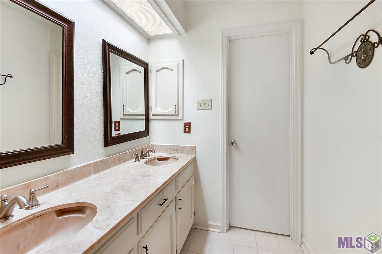 5441 Charing Way Avenue Baton Rouge, LA 70817 - Photo 10 of 15 Gallery Image 10