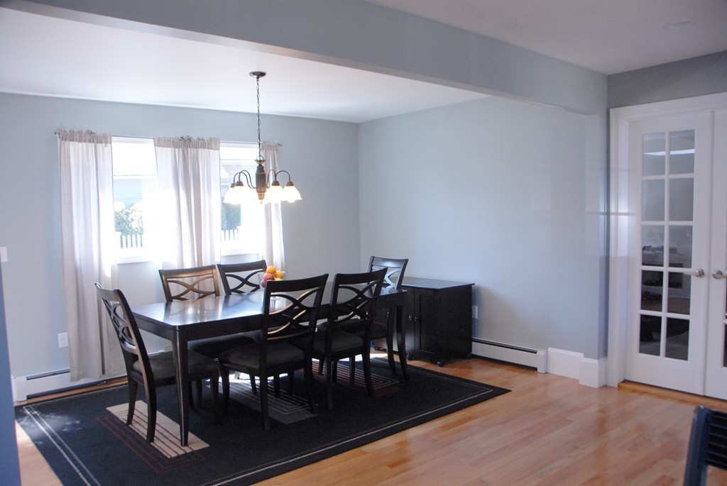 68 Lewis Road Swampscott, MA 01907 - Photo 9 of 26 Gallery Image 9