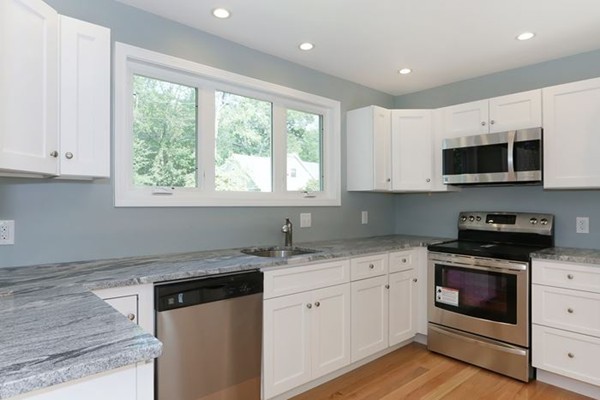 68 Lewis Road Swampscott, MA 01907 - Photo 10 of 26 Gallery Image 10