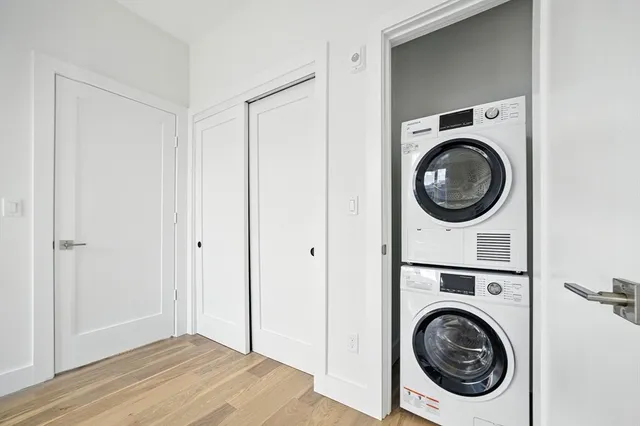 $2,400 | 38 Hichborn Street, Unit 204, Boston, MA 02135