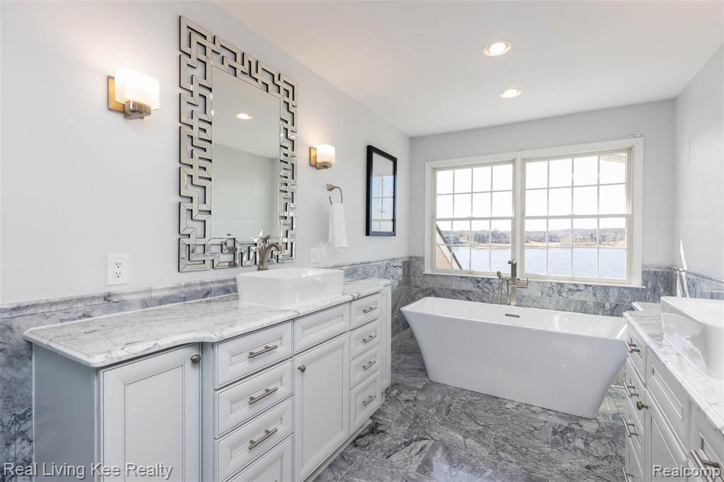 24775 Reeds Pointe Drive Novi, MI 48374 - Photo 24 of 38 Gallery Image 24