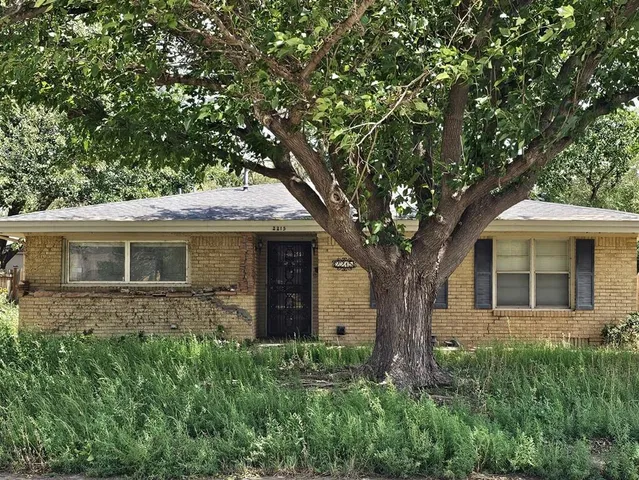 $100,000 | 2215 Locust Street, Amarillo, TX 79109