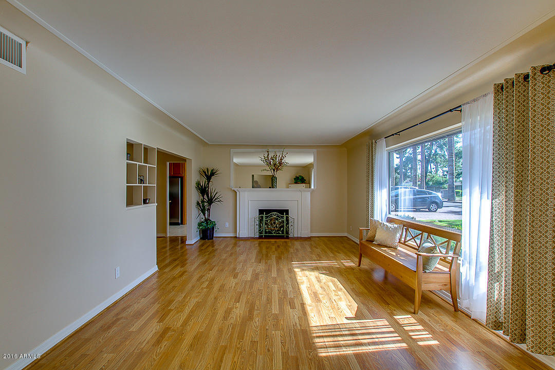 8045 North 11th Avenue Phoenix, AZ 85021 - Photo 12 of 79 12-11th