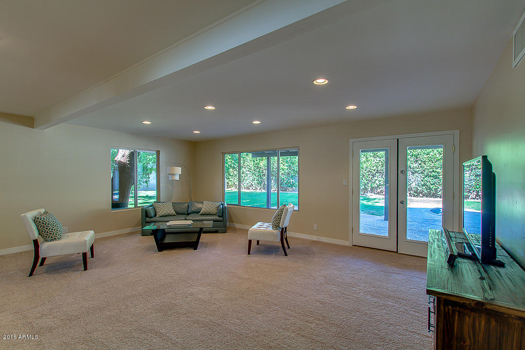 8045 North 11th Avenue Phoenix, AZ 85021 - Photo 19 of 79 19-11th