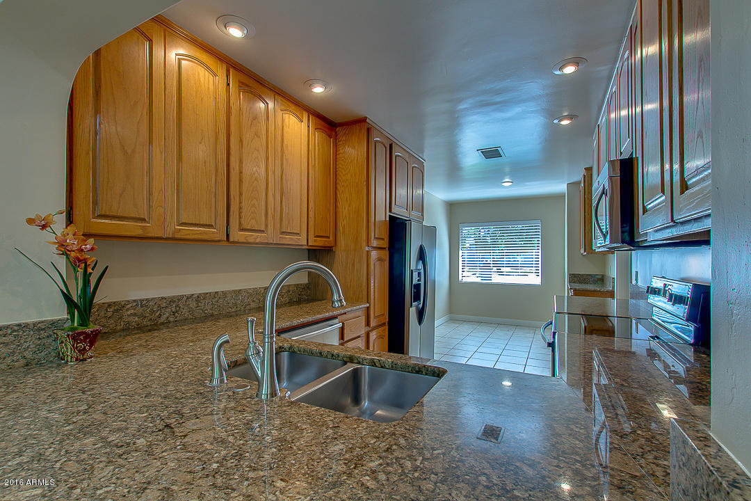 8045 North 11th Avenue Phoenix, AZ 85021 - Photo 24 of 79 24-11th