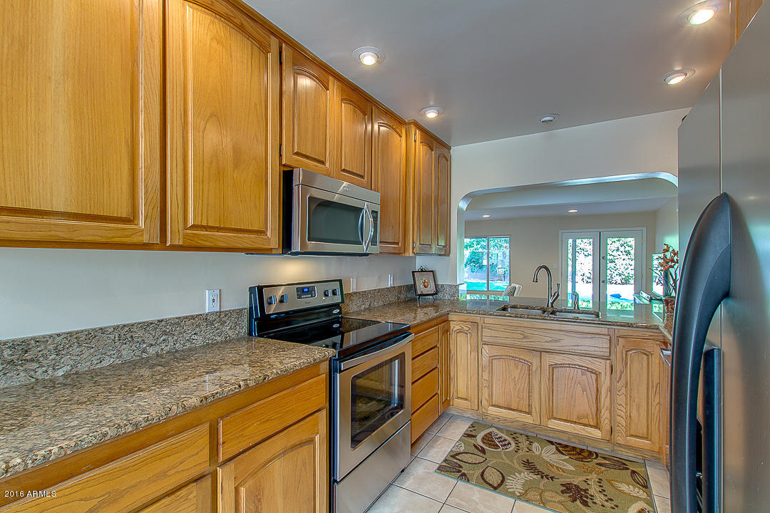 8045 North 11th Avenue Phoenix, AZ 85021 - Photo 25 of 79 27-11th