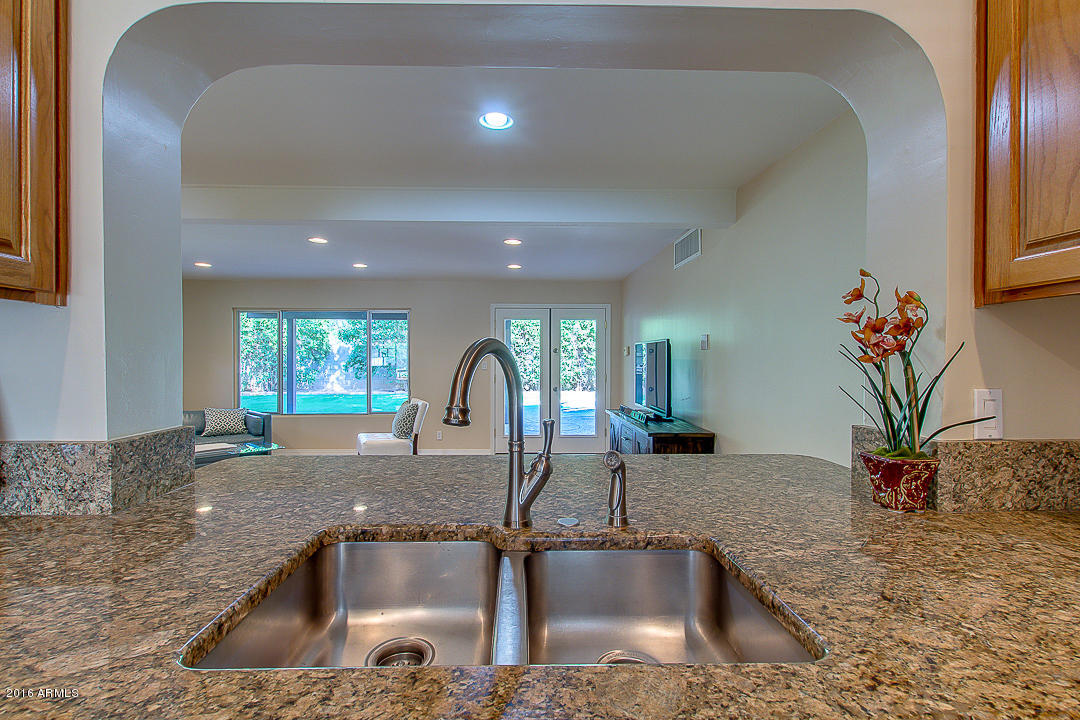 8045 North 11th Avenue Phoenix, AZ 85021 - Photo 26 of 79 29-11th