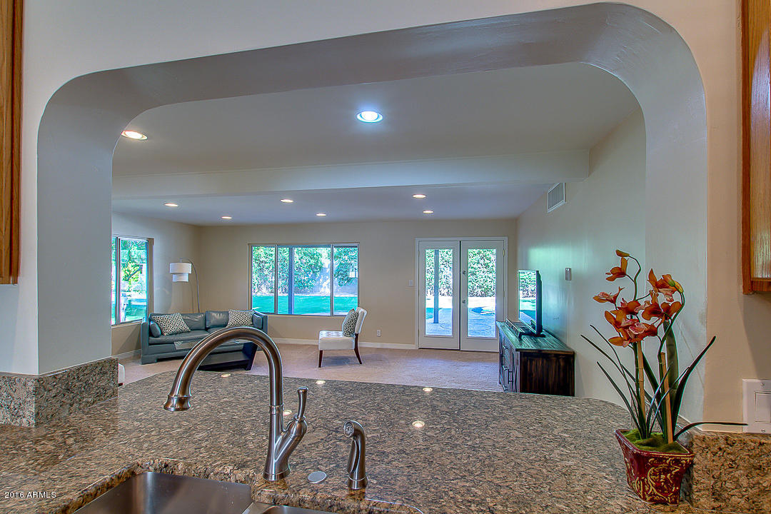 8045 North 11th Avenue Phoenix, AZ 85021 - Photo 28 of 79 30-11th