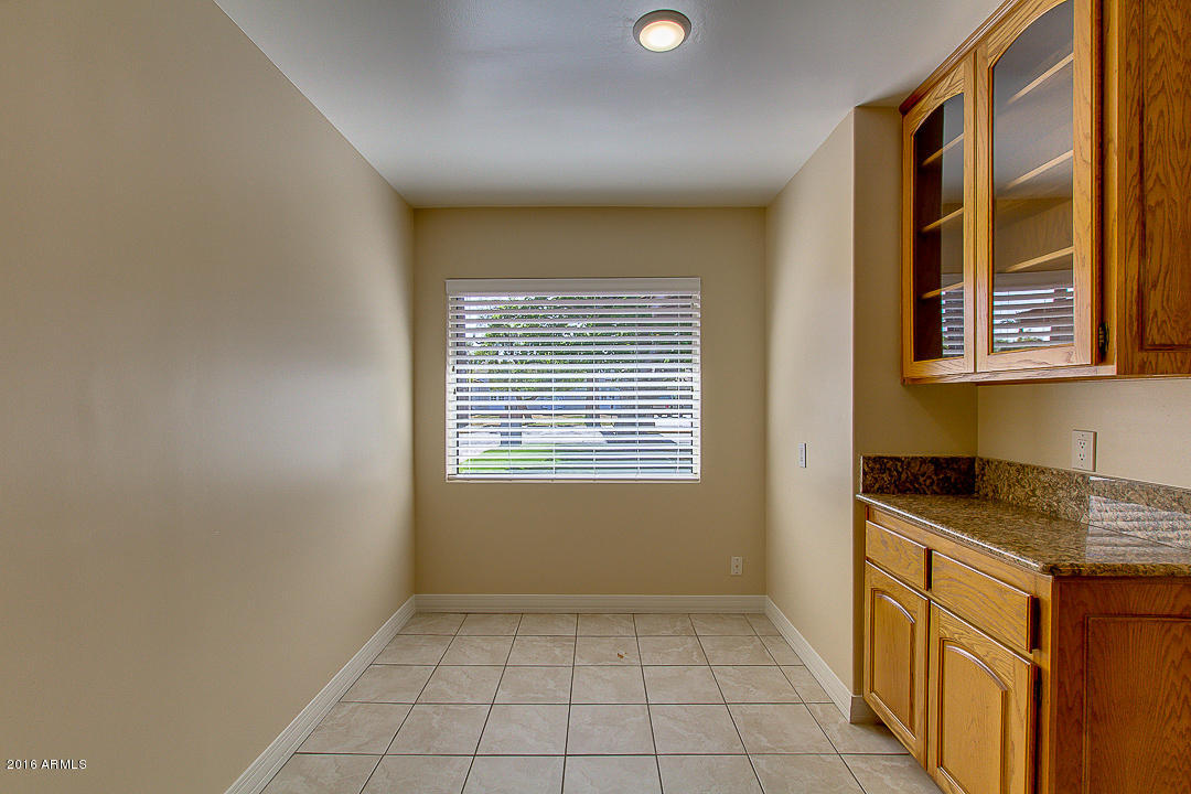 8045 North 11th Avenue Phoenix, AZ 85021 - Photo 33 of 79 32-11th