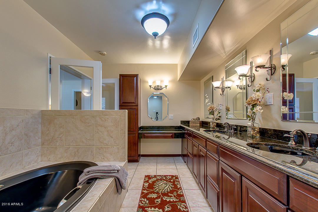 8045 North 11th Avenue Phoenix, AZ 85021 - Photo 41 of 79 45-11th