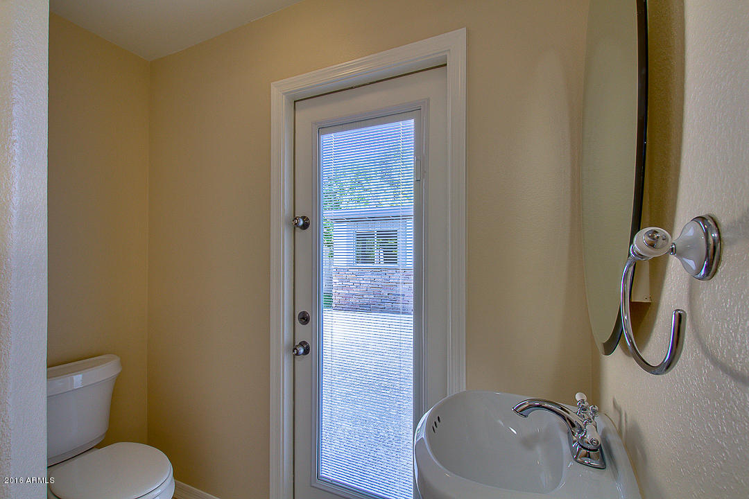 8045 North 11th Avenue Phoenix, AZ 85021 - Photo 47 of 79 51-11th