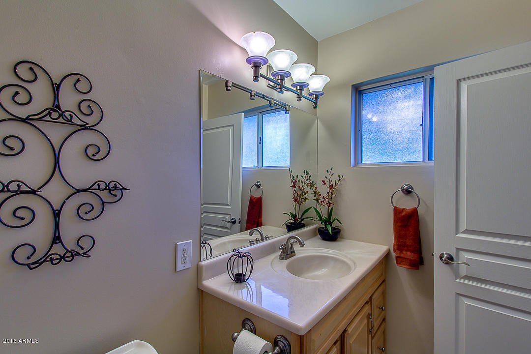 8045 North 11th Avenue Phoenix, AZ 85021 - Photo 57 of 79 67-11th