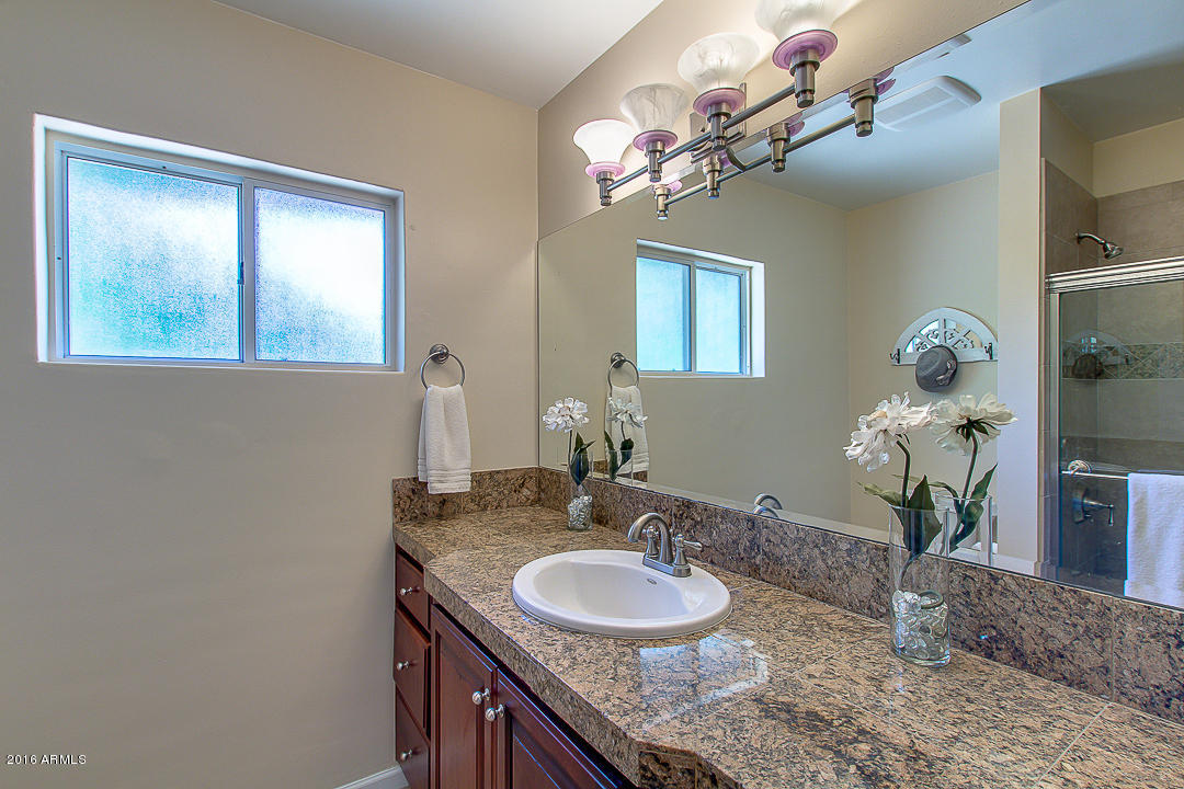 8045 North 11th Avenue Phoenix, AZ 85021 - Photo 60 of 79 37-11th