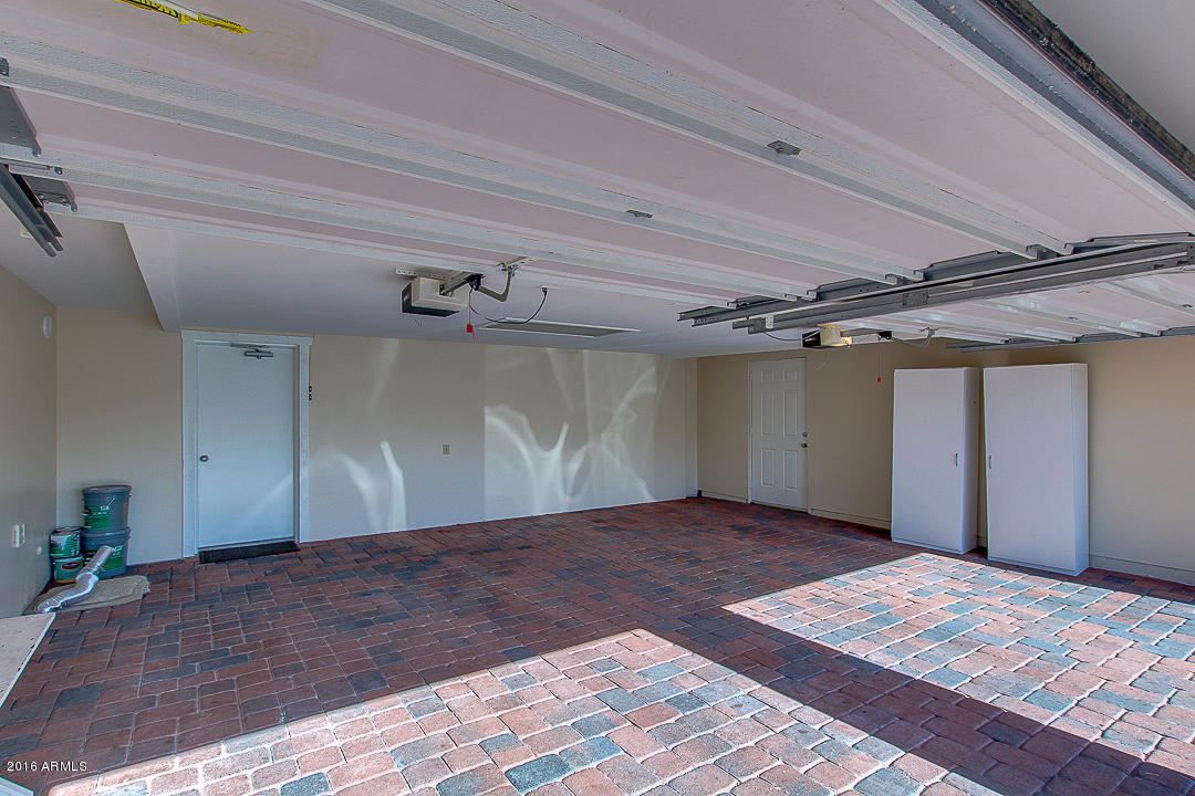 8045 North 11th Avenue Phoenix, AZ 85021 - Photo 78 of 79 70-11th