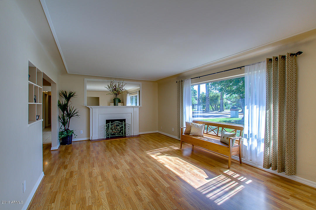 8045 North 11th Avenue Phoenix, AZ 85021 - Photo 9 of 79 09-11th