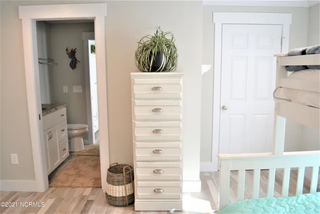 $2,600 | 504 Canal Drive, Carolina Beach, NC 28428