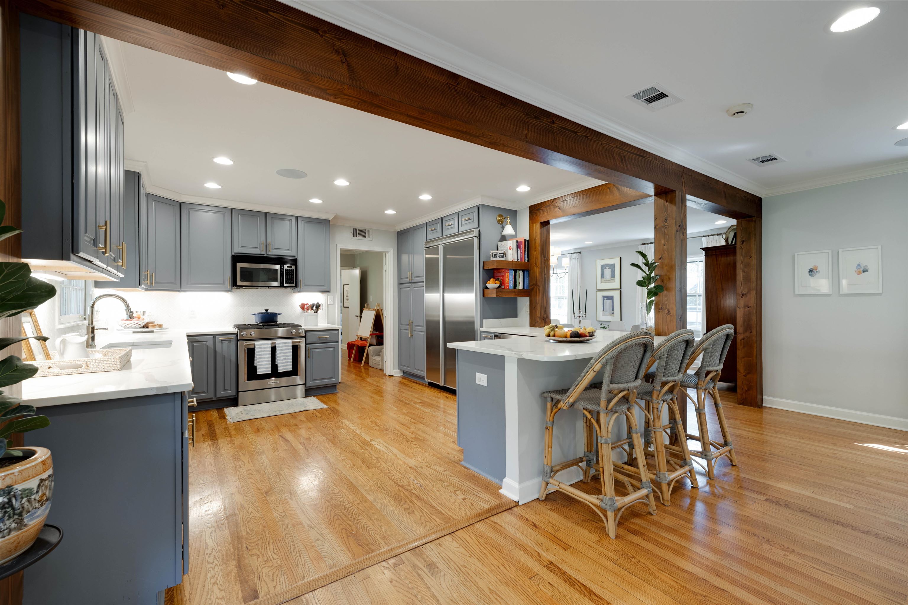 5430 Normandy Road Memphis, TN 38120 - Photo 11 of 32 The chef is never left out of the fun in this home.