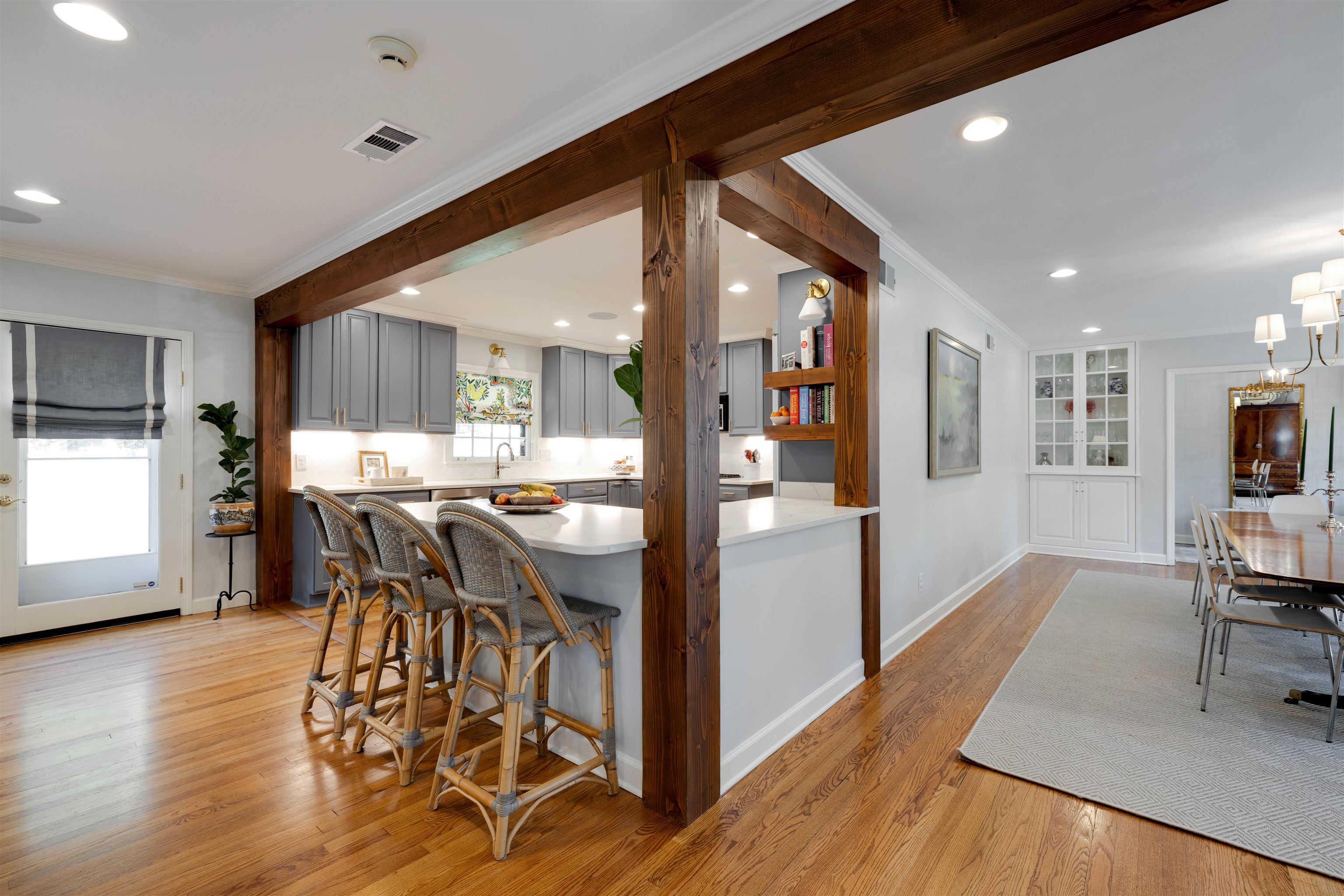 5430 Normandy Road Memphis, TN 38120 - Photo 7 of 32 Love the fabulous beams that frame the heart of this home.