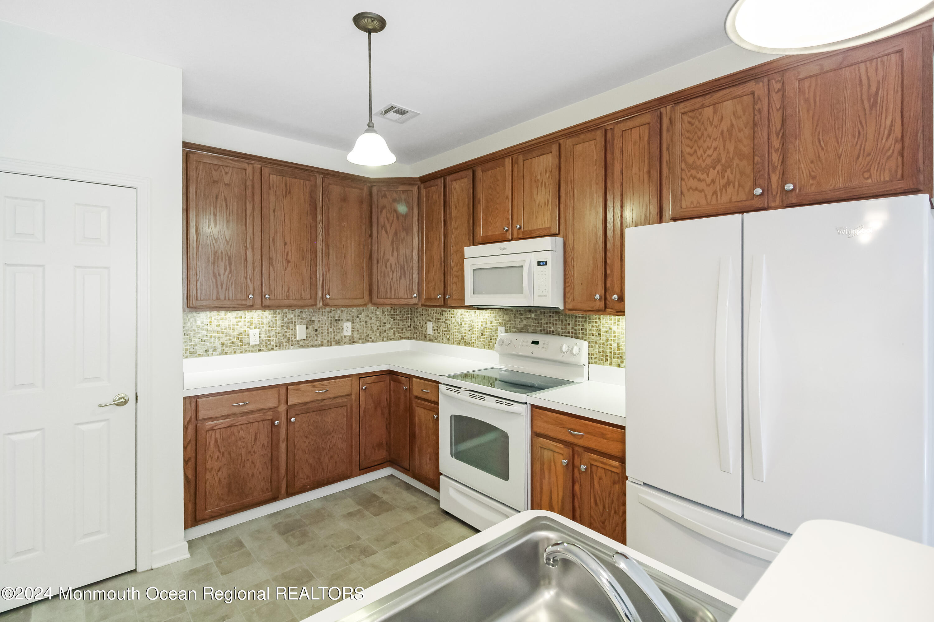 4 Rosedale Lane Whiting, NJ 08759 - Photo 13 of 35 IMG_2154