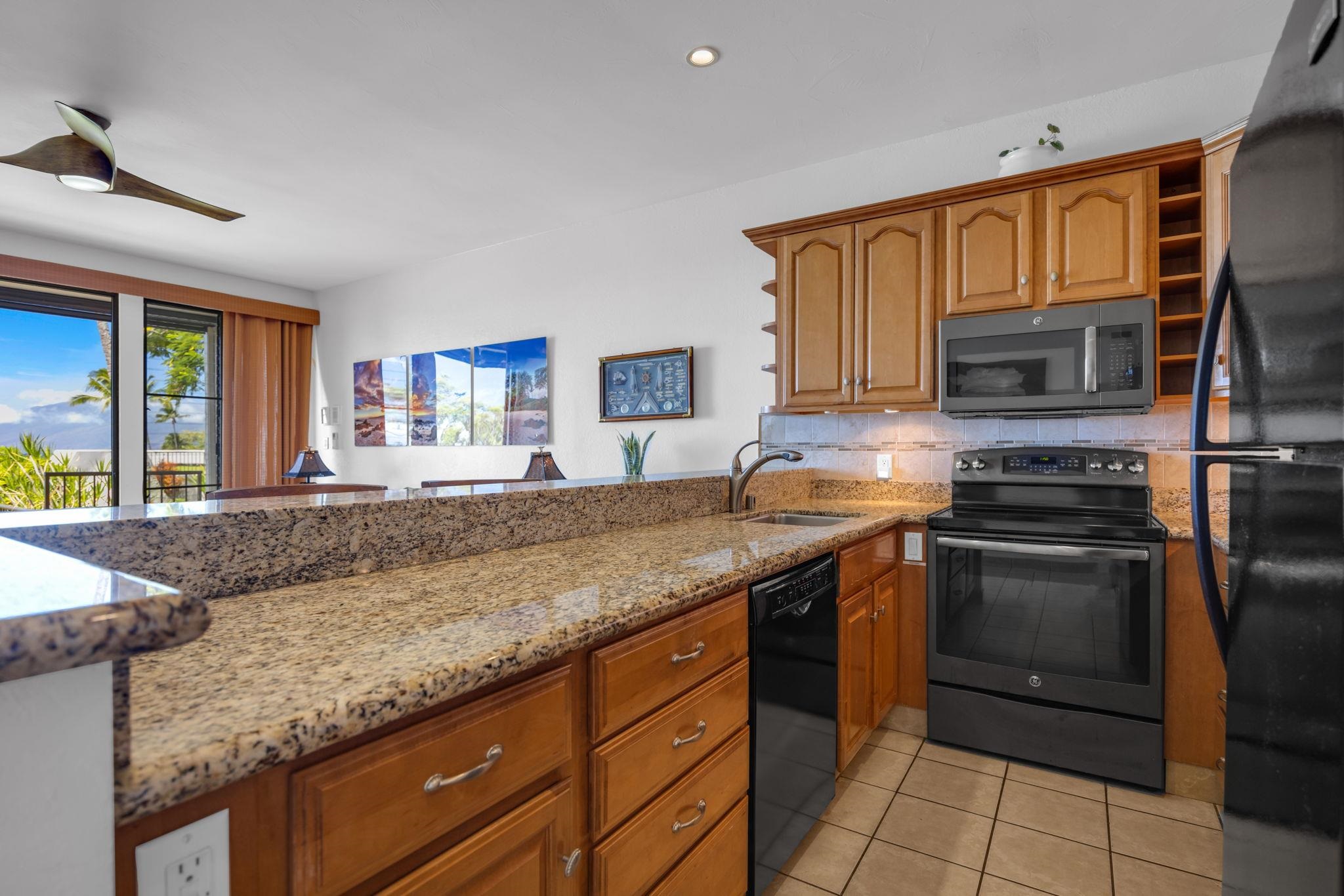 5295 Lower Honoapiilani Road, Unit B39 Lahaina, HI 96761 - Photo 5 of 32