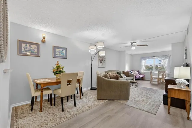 $140,000 | 1524 Lakeview Road, Unit 402, Clearwater, FL 33756