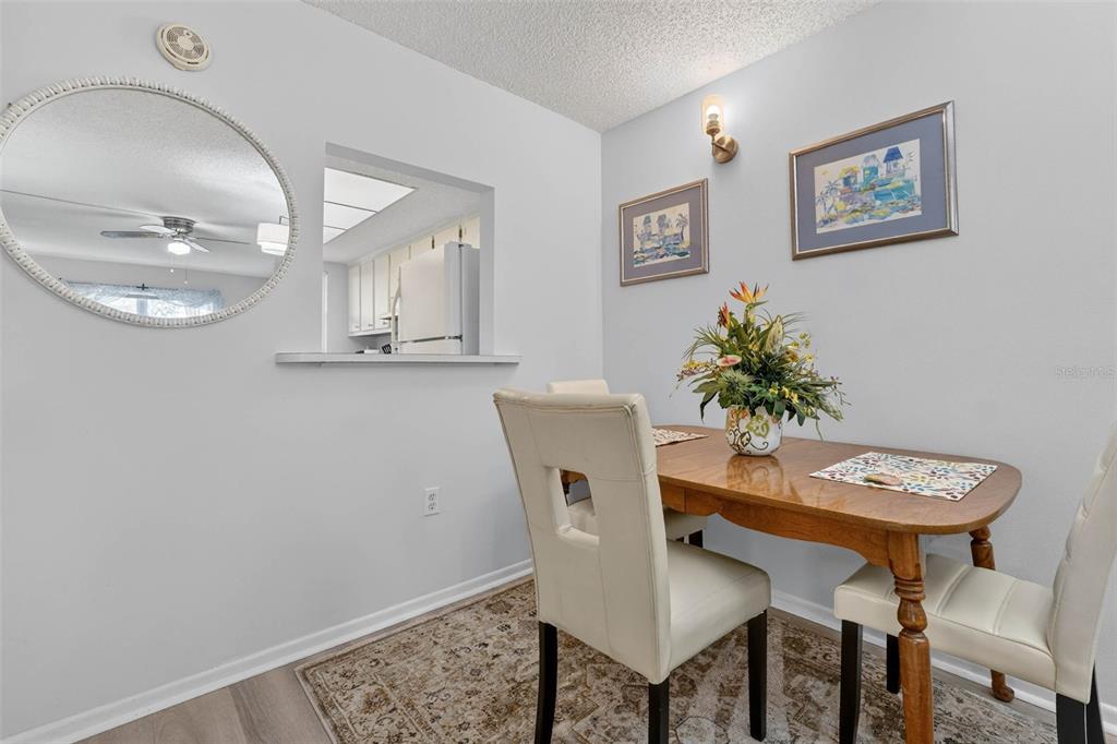 1524 Lakeview Road, Unit 402 Clearwater, FL 33756 - Photo 15 of 37