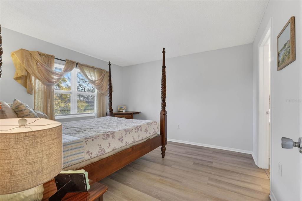 1524 Lakeview Road, Unit 402 Clearwater, FL 33756 - Photo 25 of 37