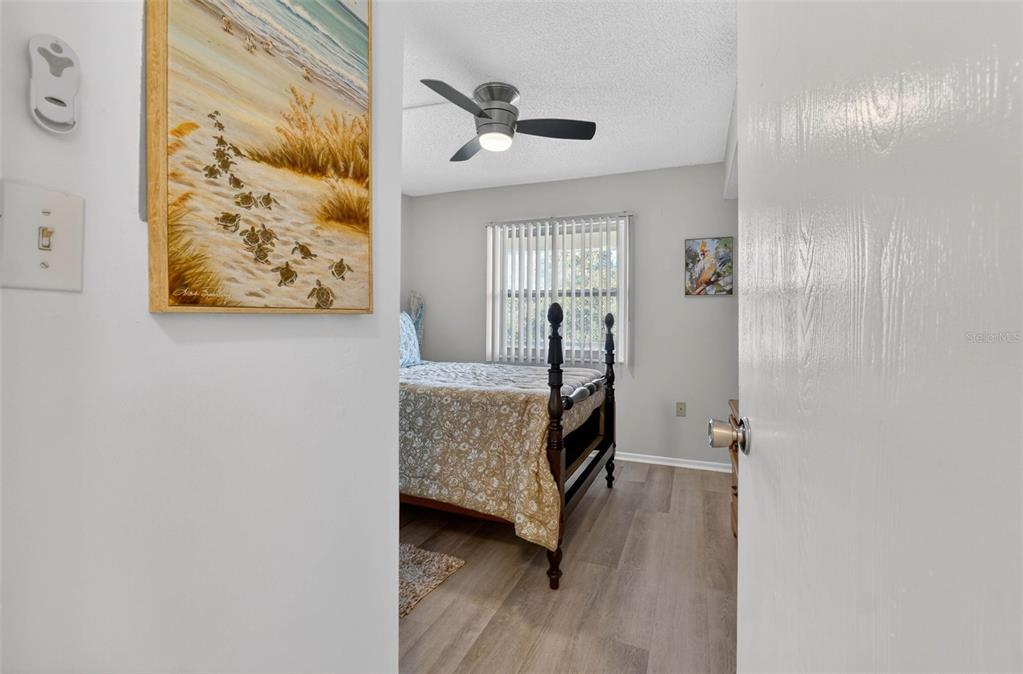 1524 Lakeview Road, Unit 402 Clearwater, FL 33756 - Photo 30 of 37