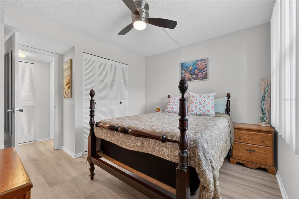 1524 Lakeview Road, Unit 402 Clearwater, FL 33756 - Photo 33 of 37