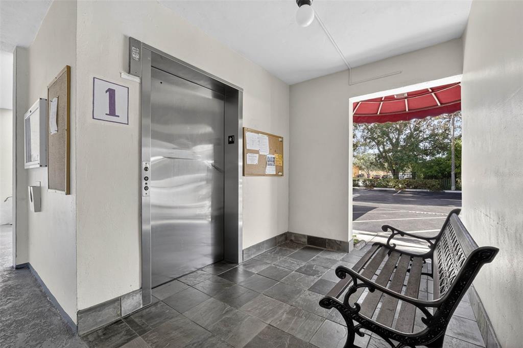 1524 Lakeview Road, Unit 402 Clearwater, FL 33756 - Photo 36 of 37