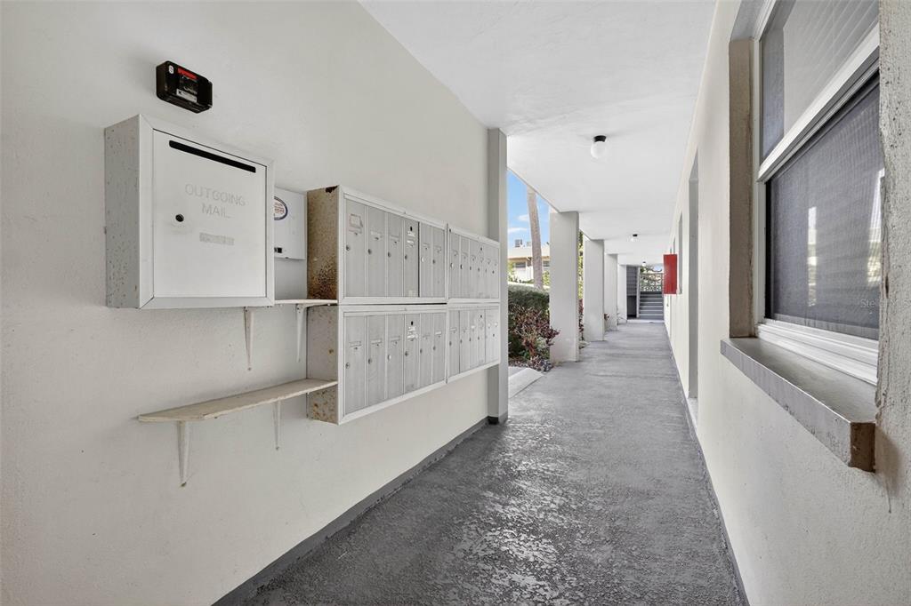 1524 Lakeview Road, Unit 402 Clearwater, FL 33756 - Photo 37 of 37