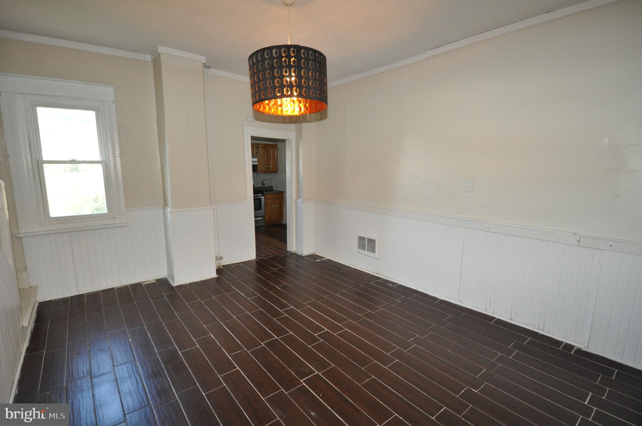 217 West Ridge Street Lansford, PA 18232 - Photo 4 of 11 Gallery Image 4