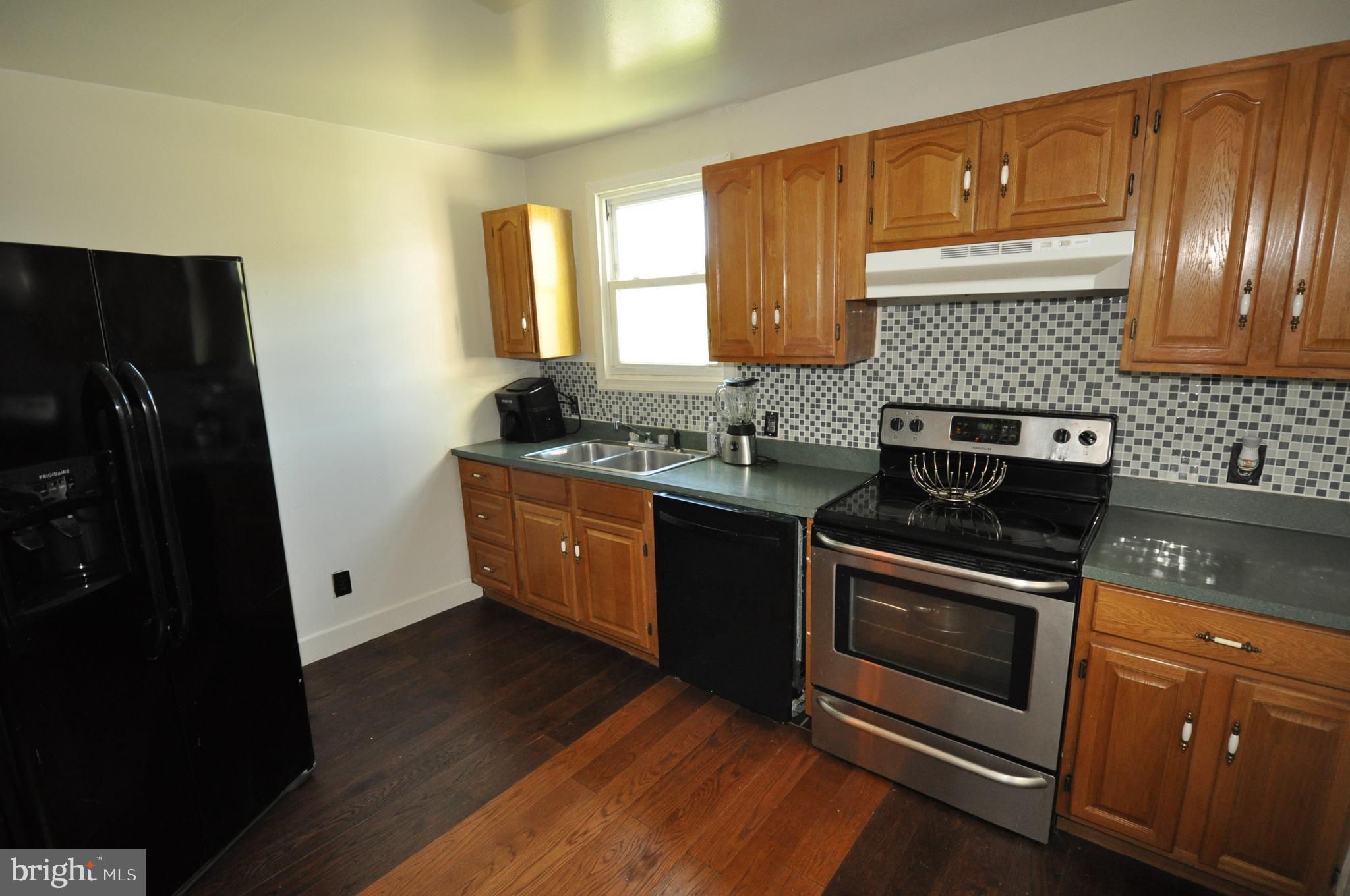 217 West Ridge Street Lansford, PA 18232 - Photo 5 of 11 Gallery Image 5