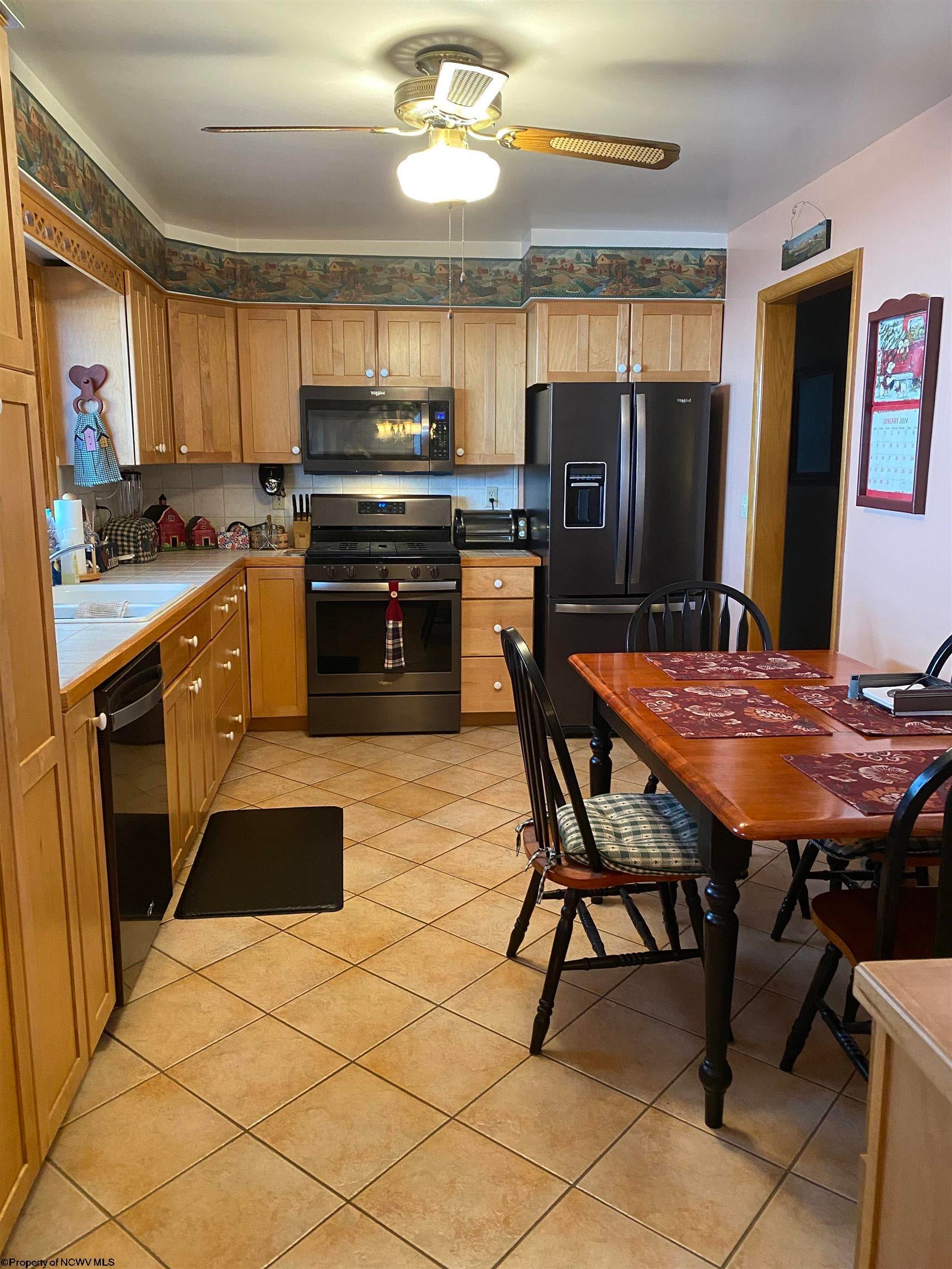211 Emerson Road Clarksburg, WV 26301 - Photo 4 of 28 Gallery Image 4