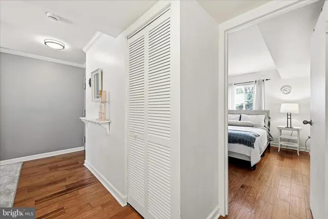 $320,000 | 3109 Buccaneer Court, Unit 1, Fairfax, VA 22031