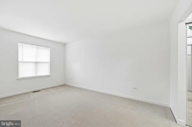 $320,000 | 3109 Buccaneer Court, Unit 1, Fairfax, VA 22031