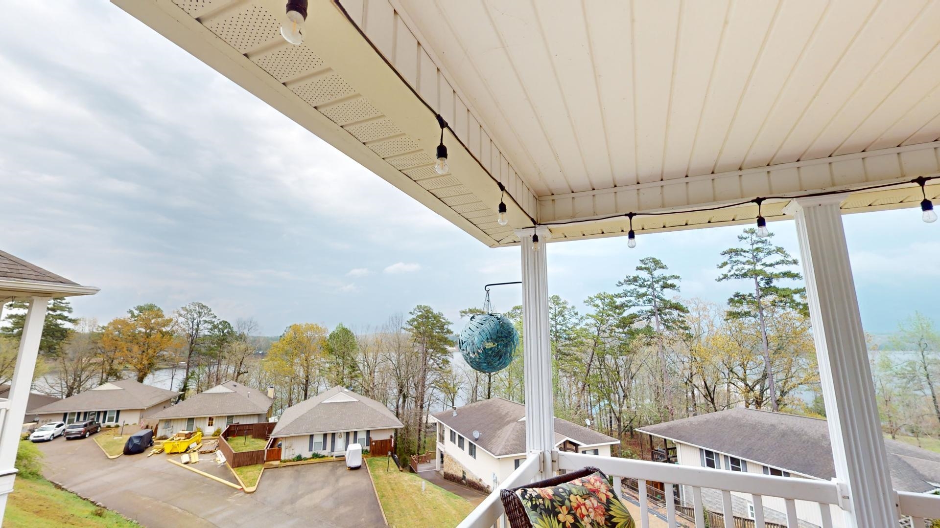 19 Aqua Drive Iuka, MS 38852 - Photo 31 of 33 a view of a city from a balcony