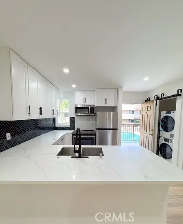 a close view of sink