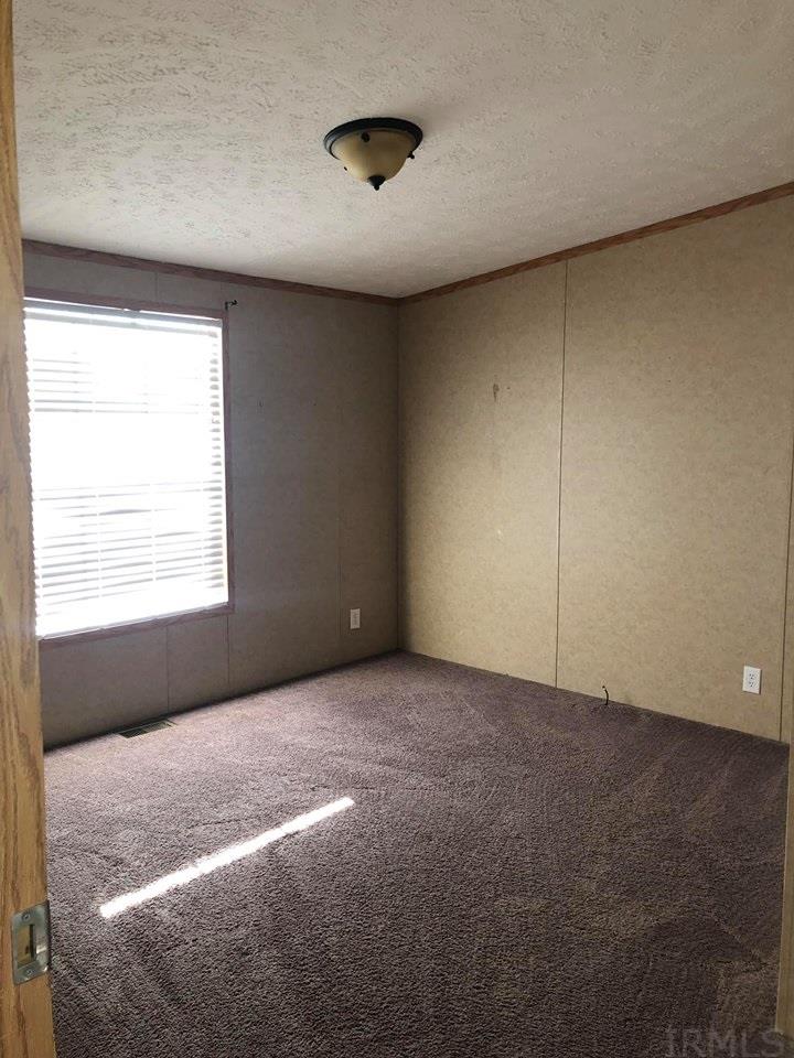 10450 Tunnelton Road Bedford, IN 47421 - Photo 27 of 31