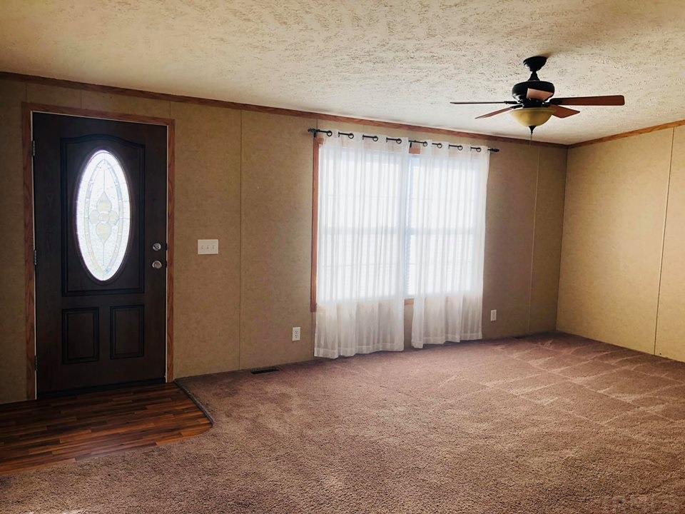 10450 Tunnelton Road Bedford, IN 47421 - Photo 8 of 31