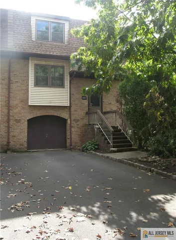 $3,200 | 6107 North Oaks Boulevard, North Brunswick, NJ 08902